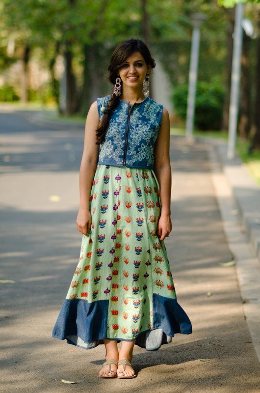 Indian-women-Street-fashion (1)